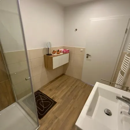 Appartement Haus Rosa à Ellenz-Poltersdorf Extérieur photo