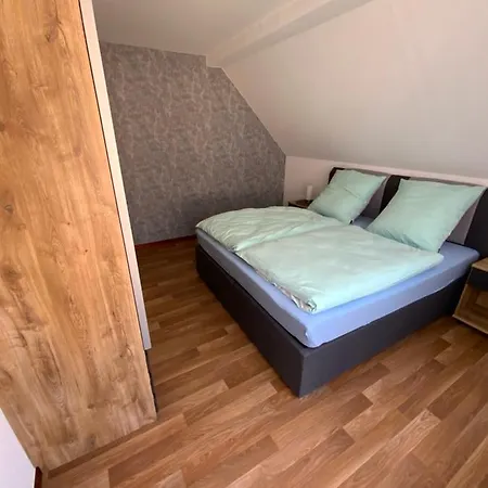 Appartement Haus Rosa à Ellenz-Poltersdorf Extérieur photo